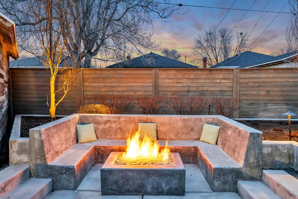 Photo of 639 E MILTON AVE S, Salt Lake City, UT 84105 (MLS # 2150825)