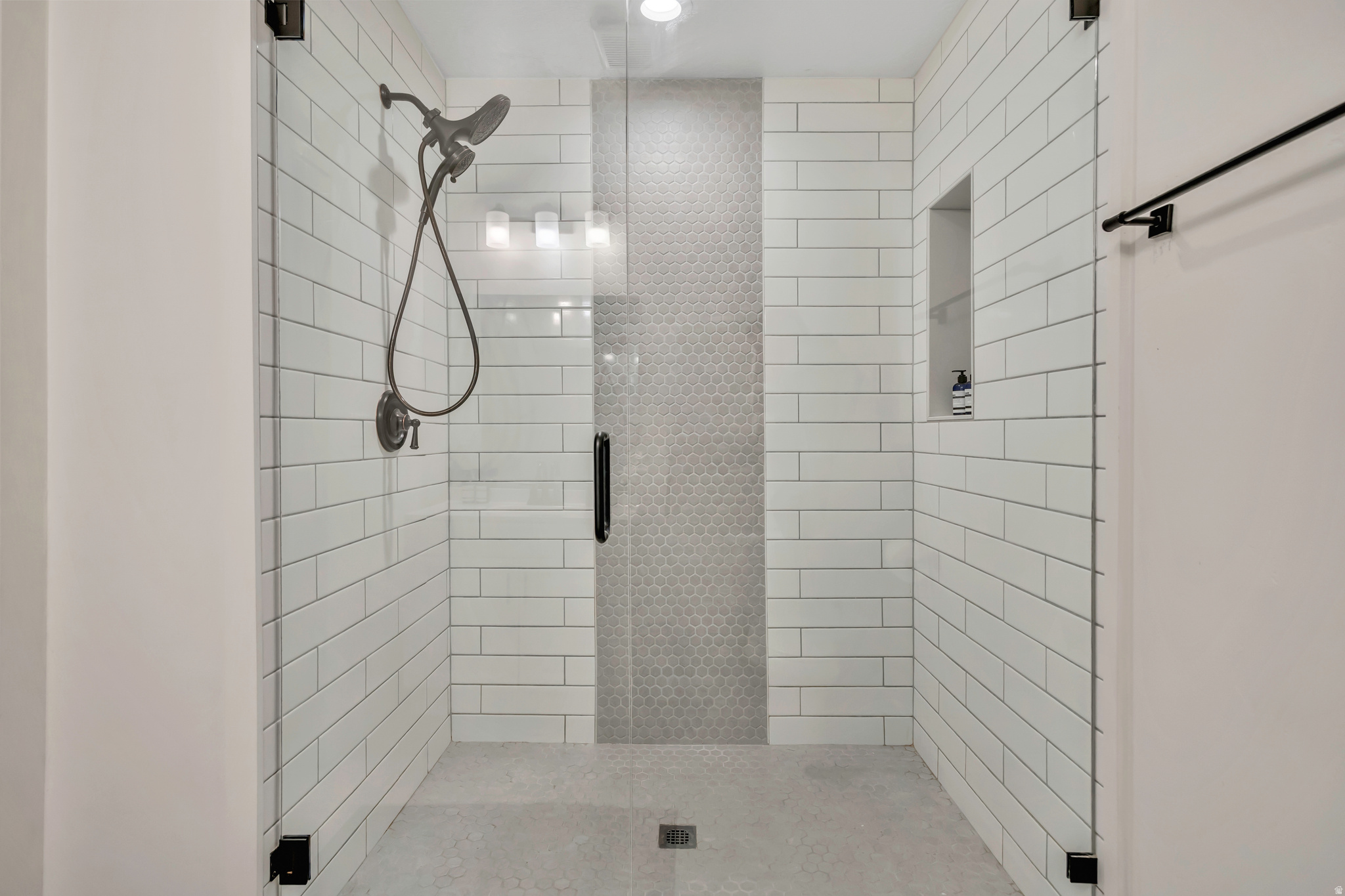 HAWTHORNE SUB - Residential