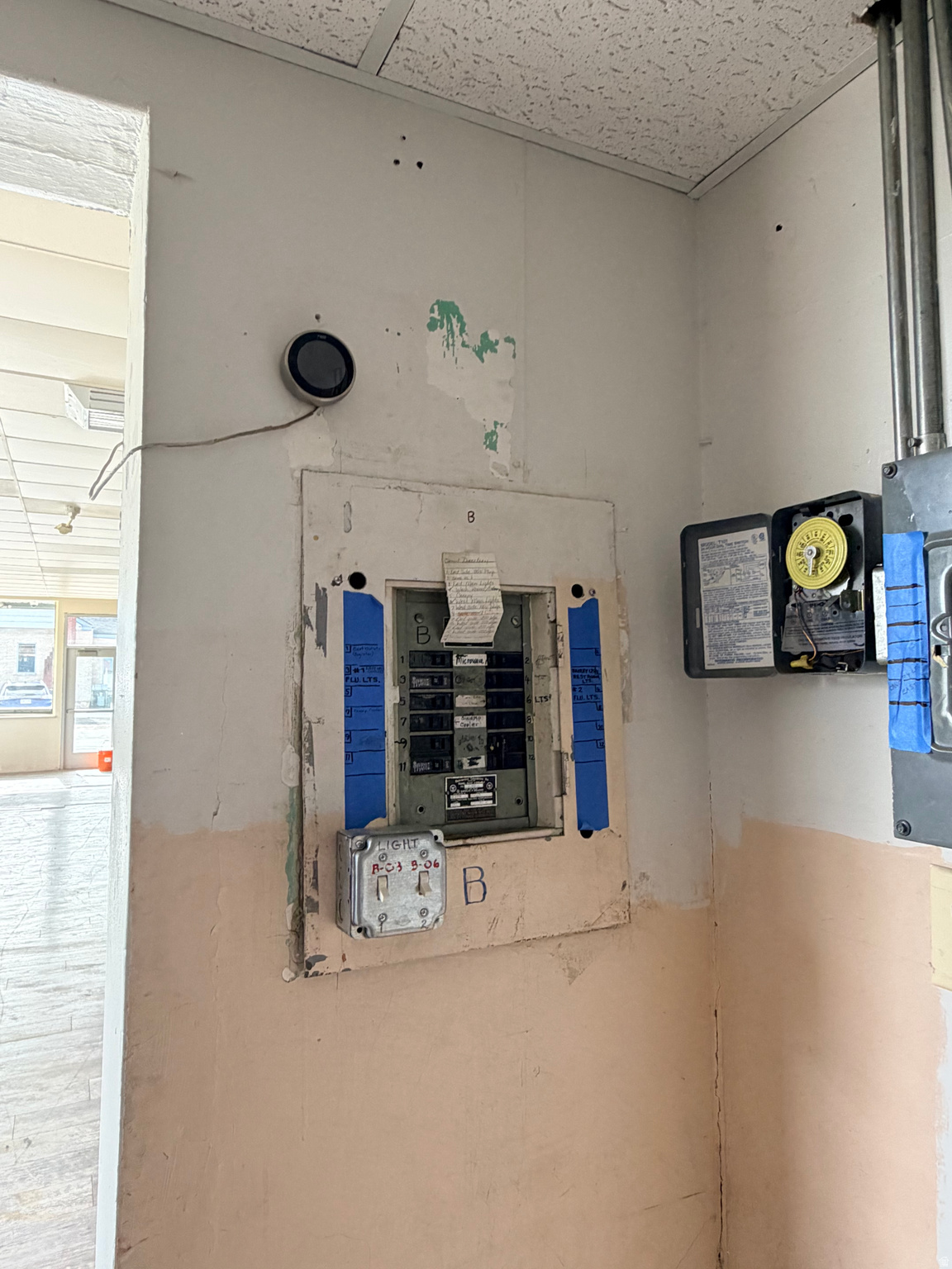 COALVILLE TOWN - Commercial Sale