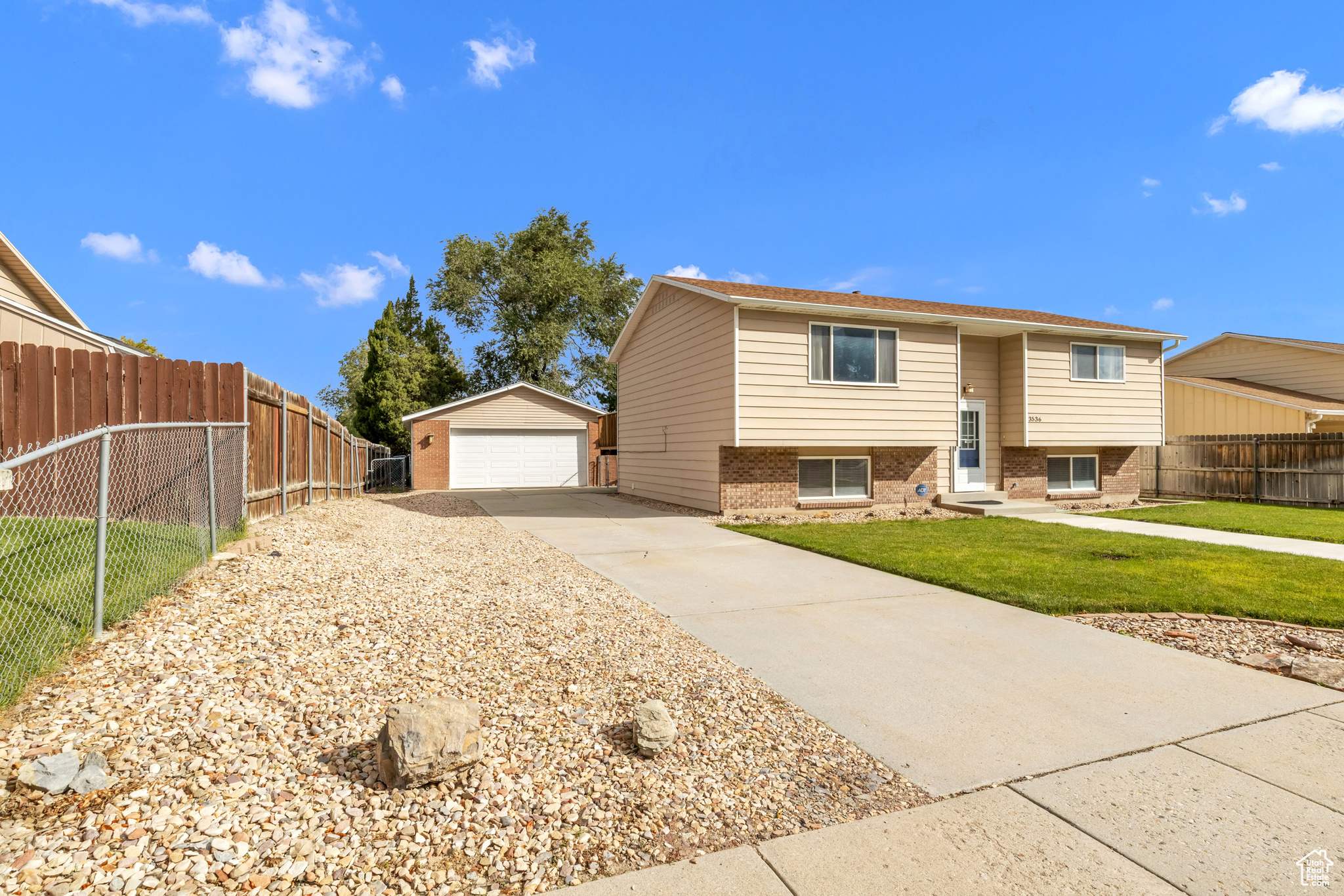 INDIAN VILLAGE SOUTH #3 - Residential
