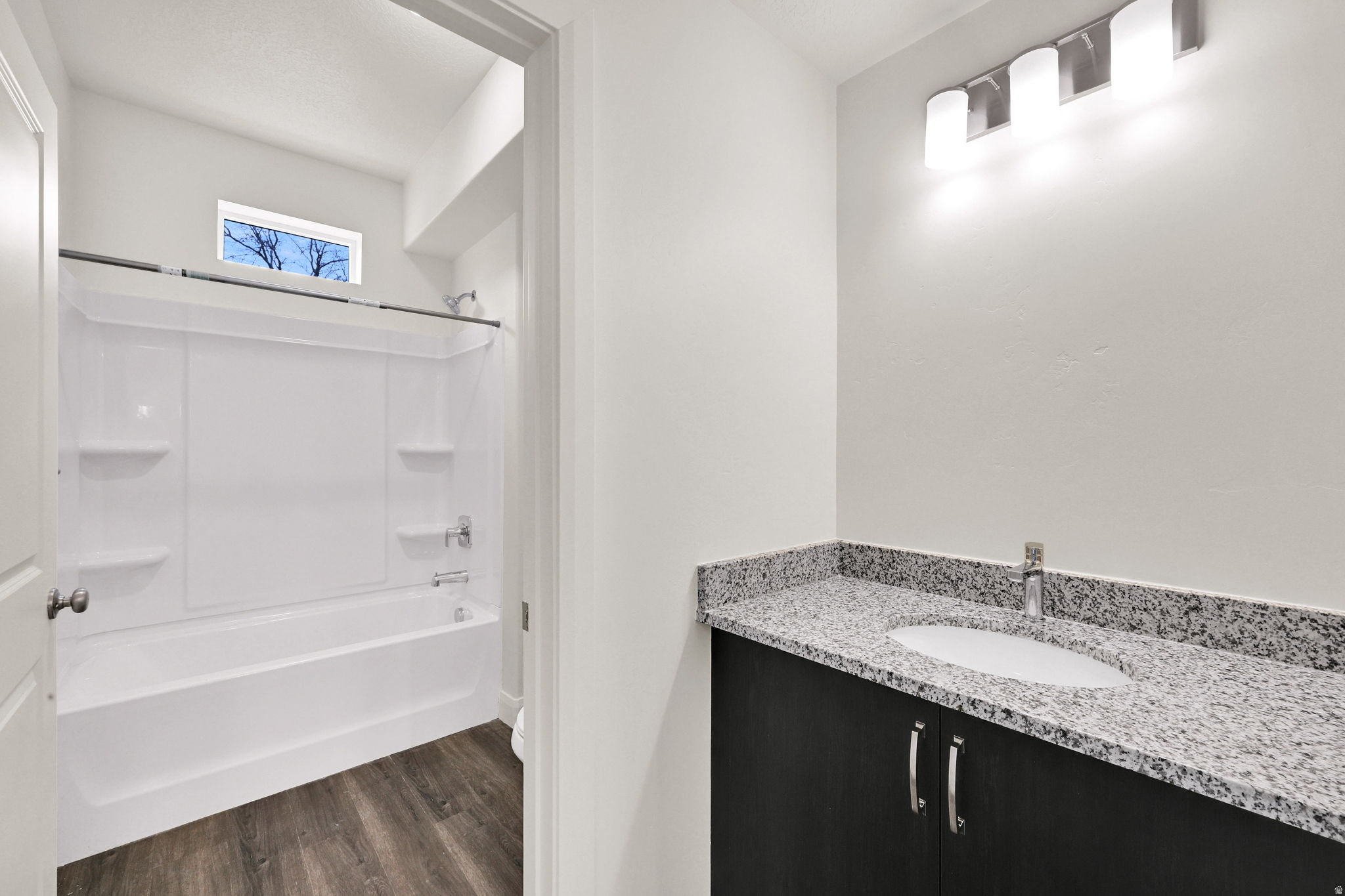 ASPEN APTS - Residential Income