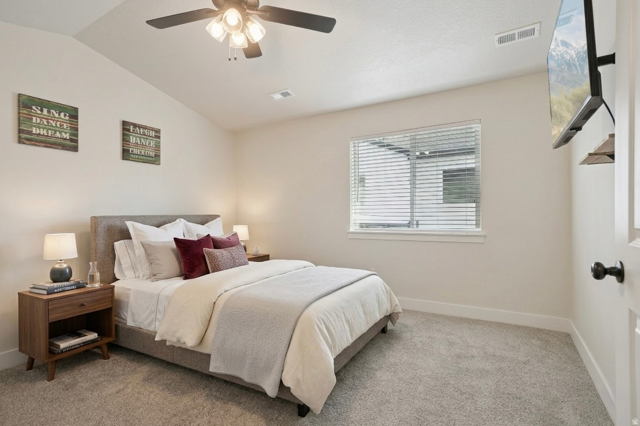 LEXINGTON TOWN HOMES - Residential