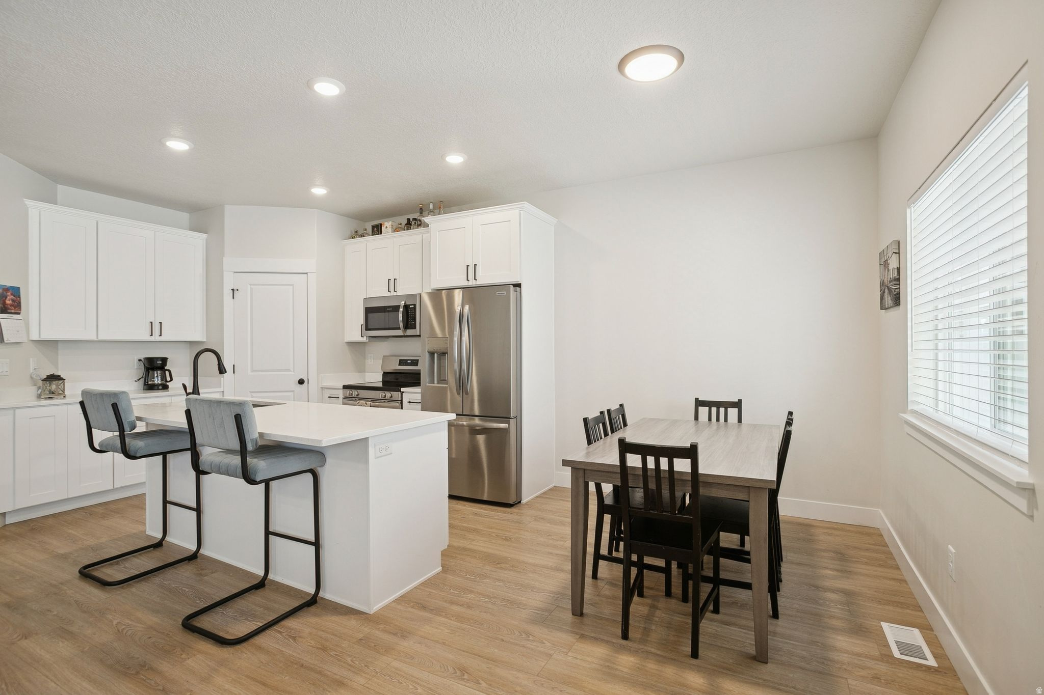 LEXINGTON TOWN HOMES - Residential