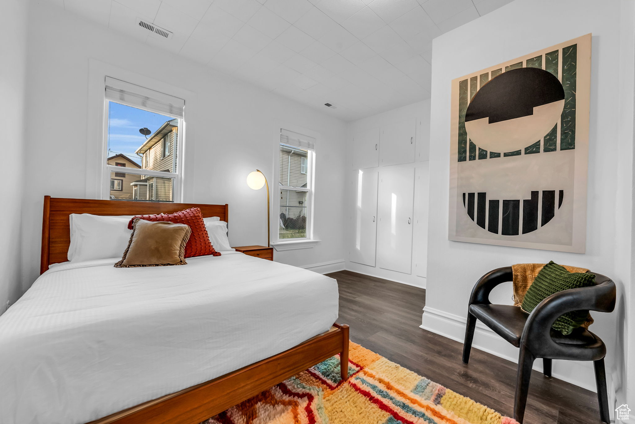 COM. 164.5 FT E & 8 RDS S OF NW COR OF BLK 80 - Residential