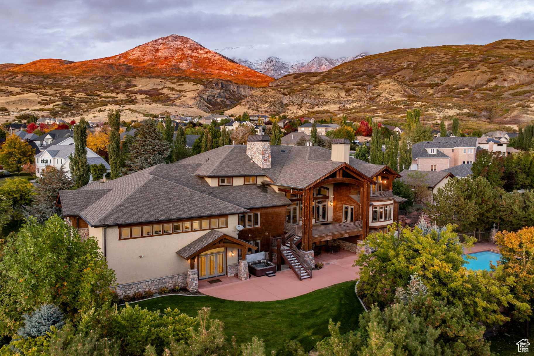 CANBERRA HILLS - Residential