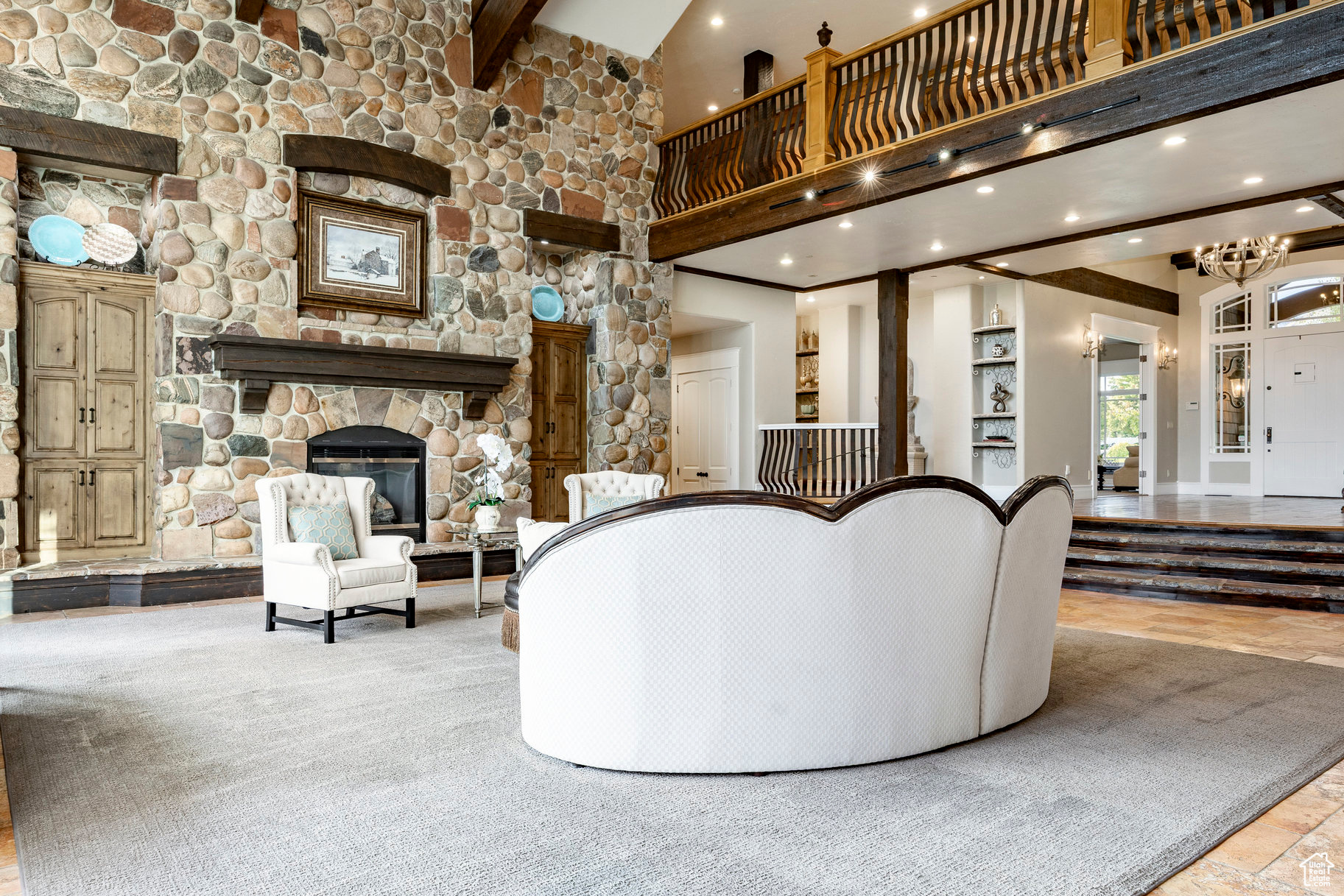 CANBERRA HILLS - Residential