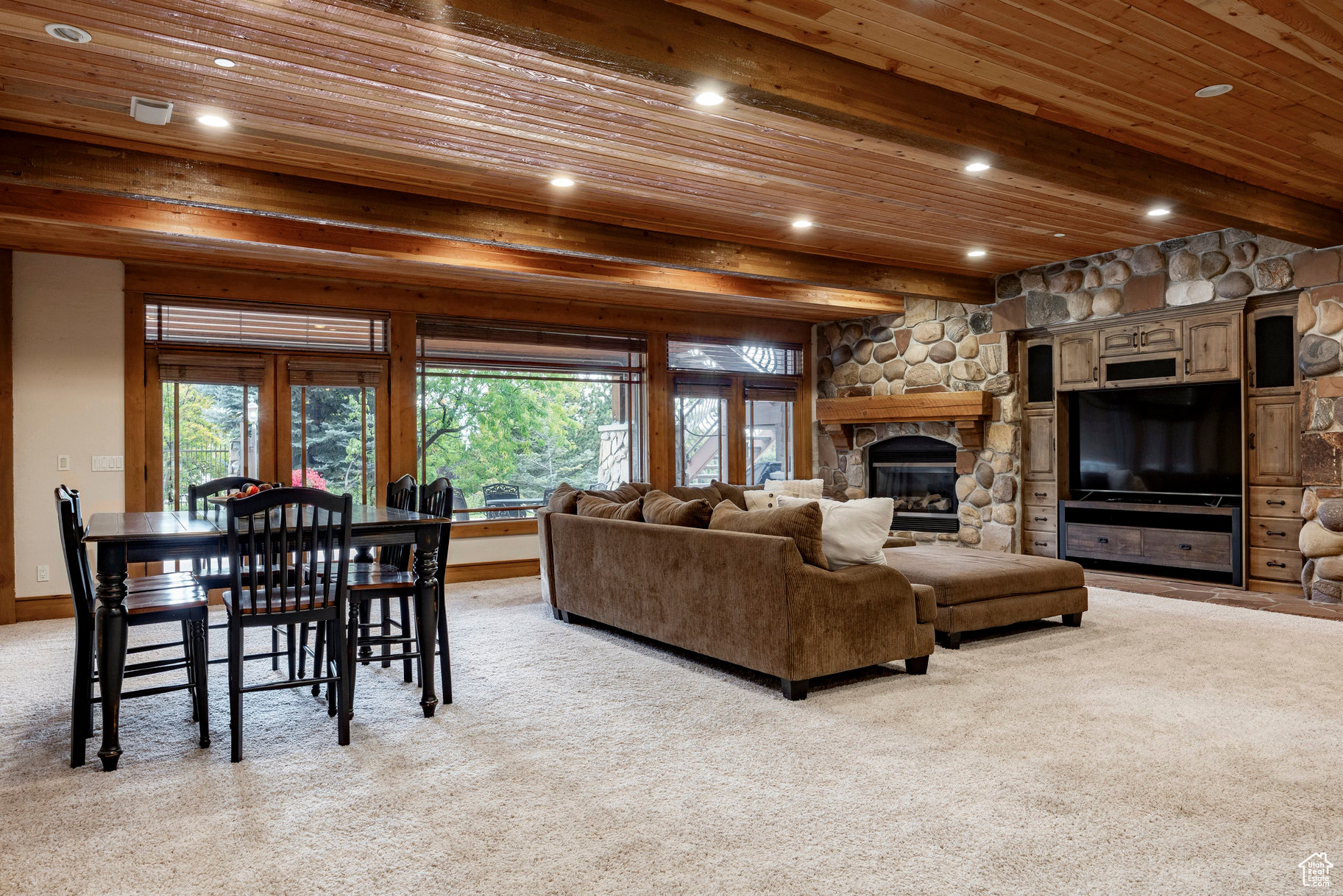 CANBERRA HILLS - Residential