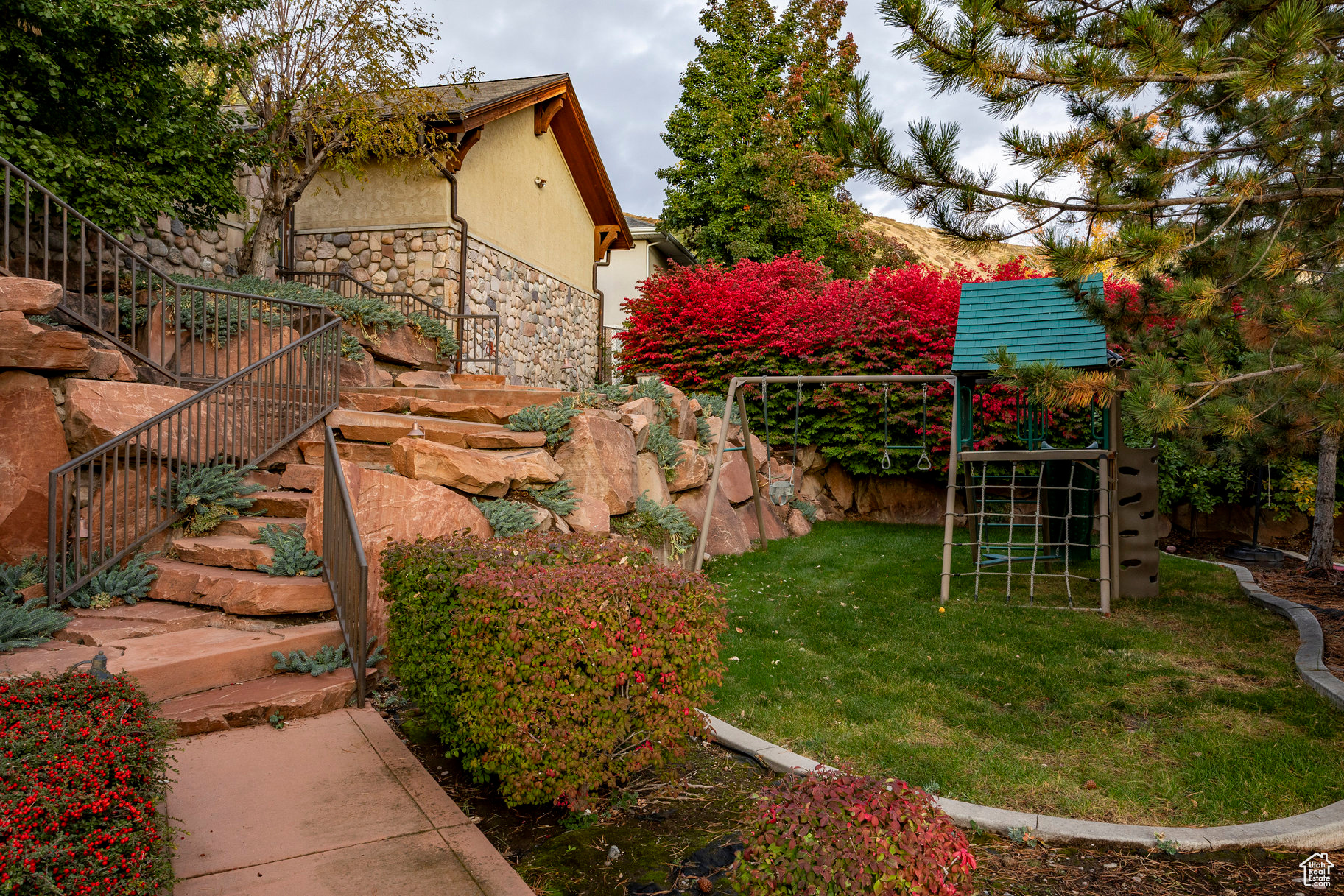 CANBERRA HILLS - Residential