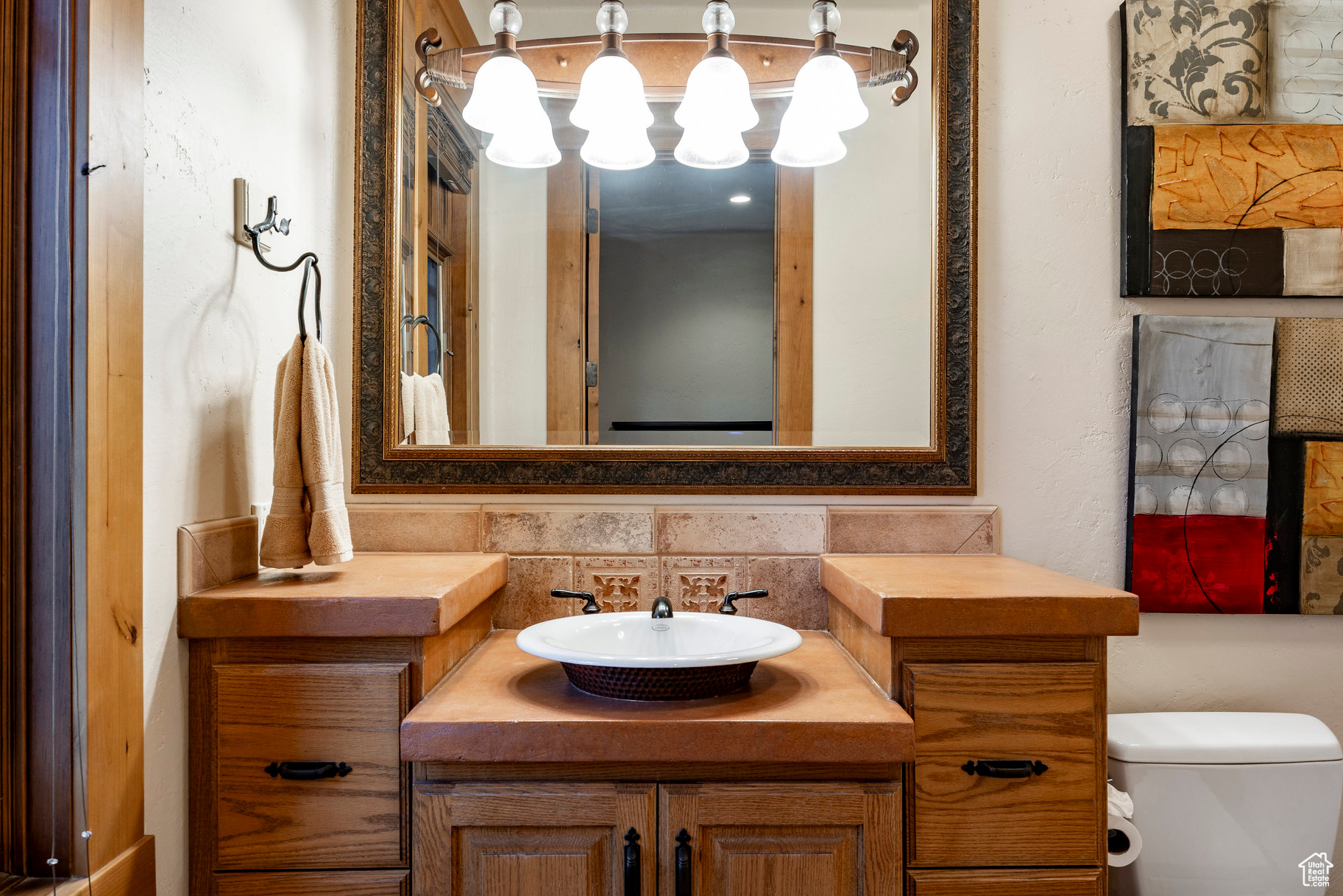 CANBERRA HILLS - Residential