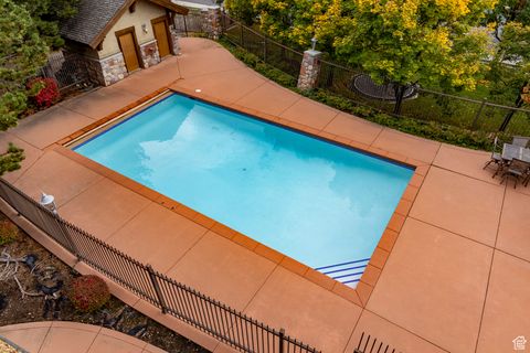 Tiny photo for 1422 E 155 S, Lindon, UT 84042 (MLS # 2118648)