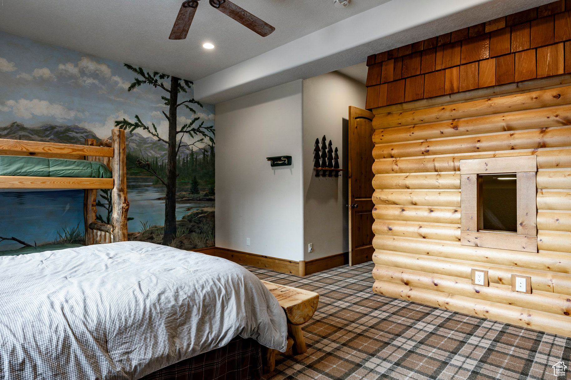 CANBERRA HILLS - Residential