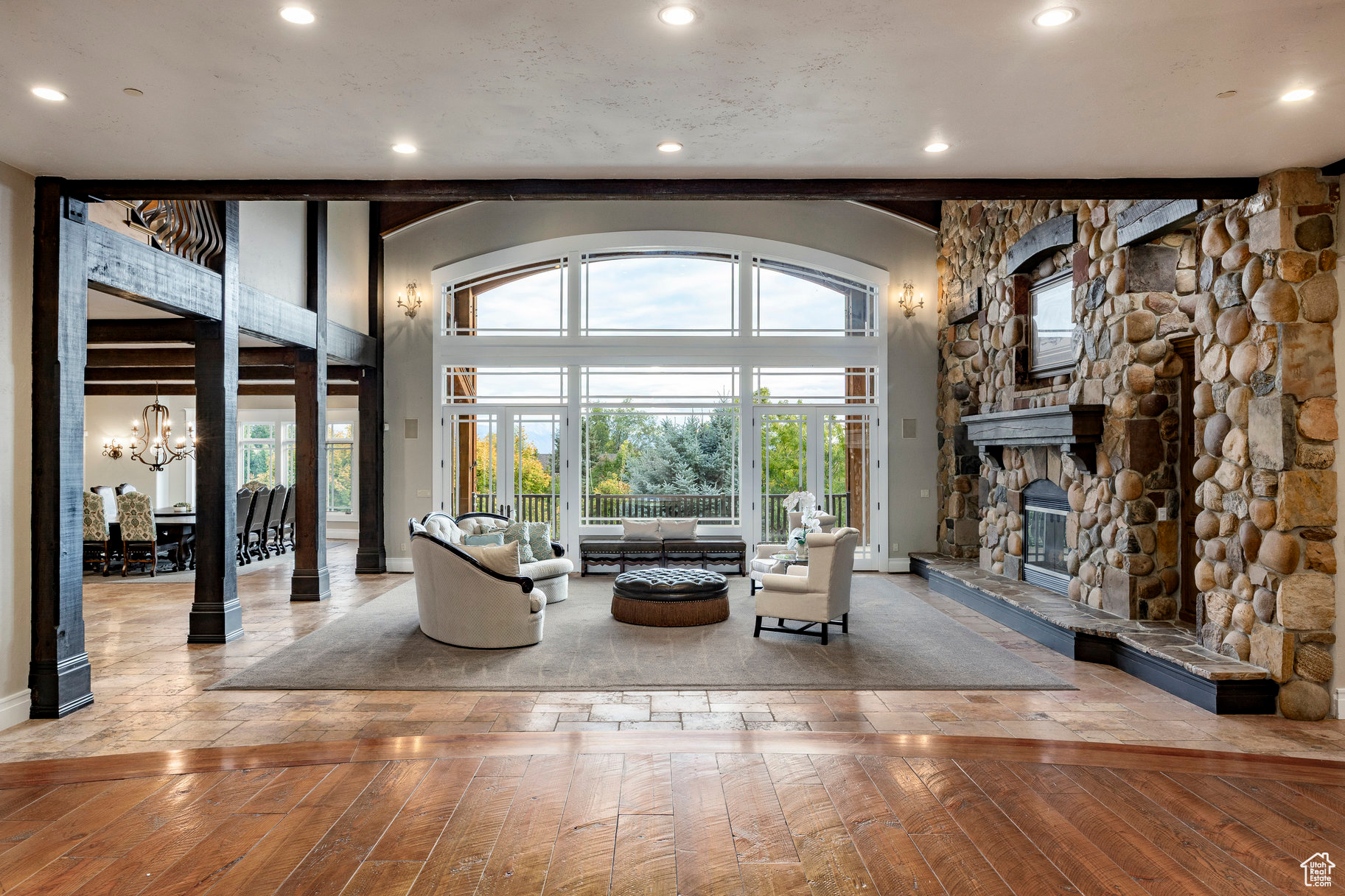 CANBERRA HILLS - Residential