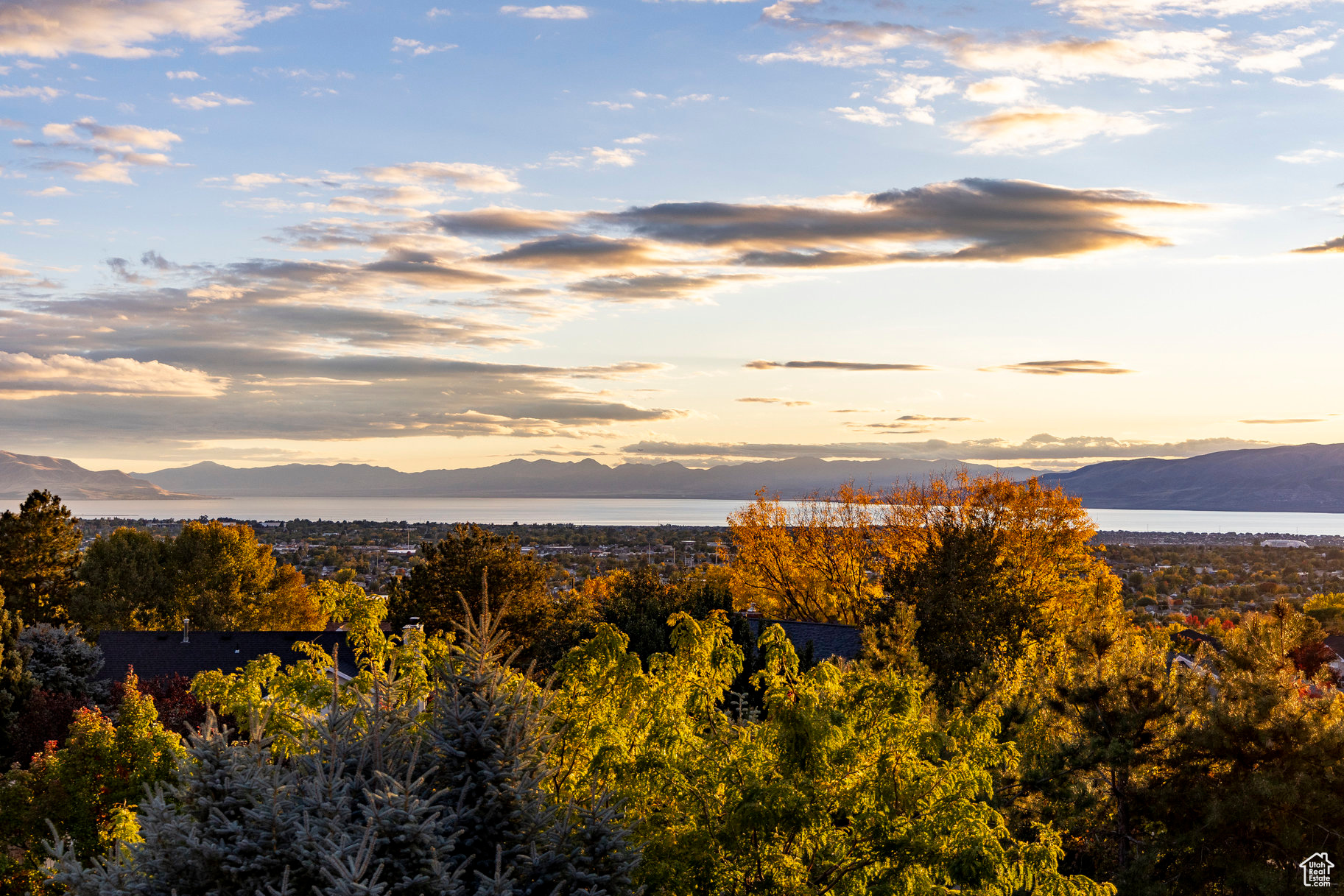 CANBERRA HILLS - Residential