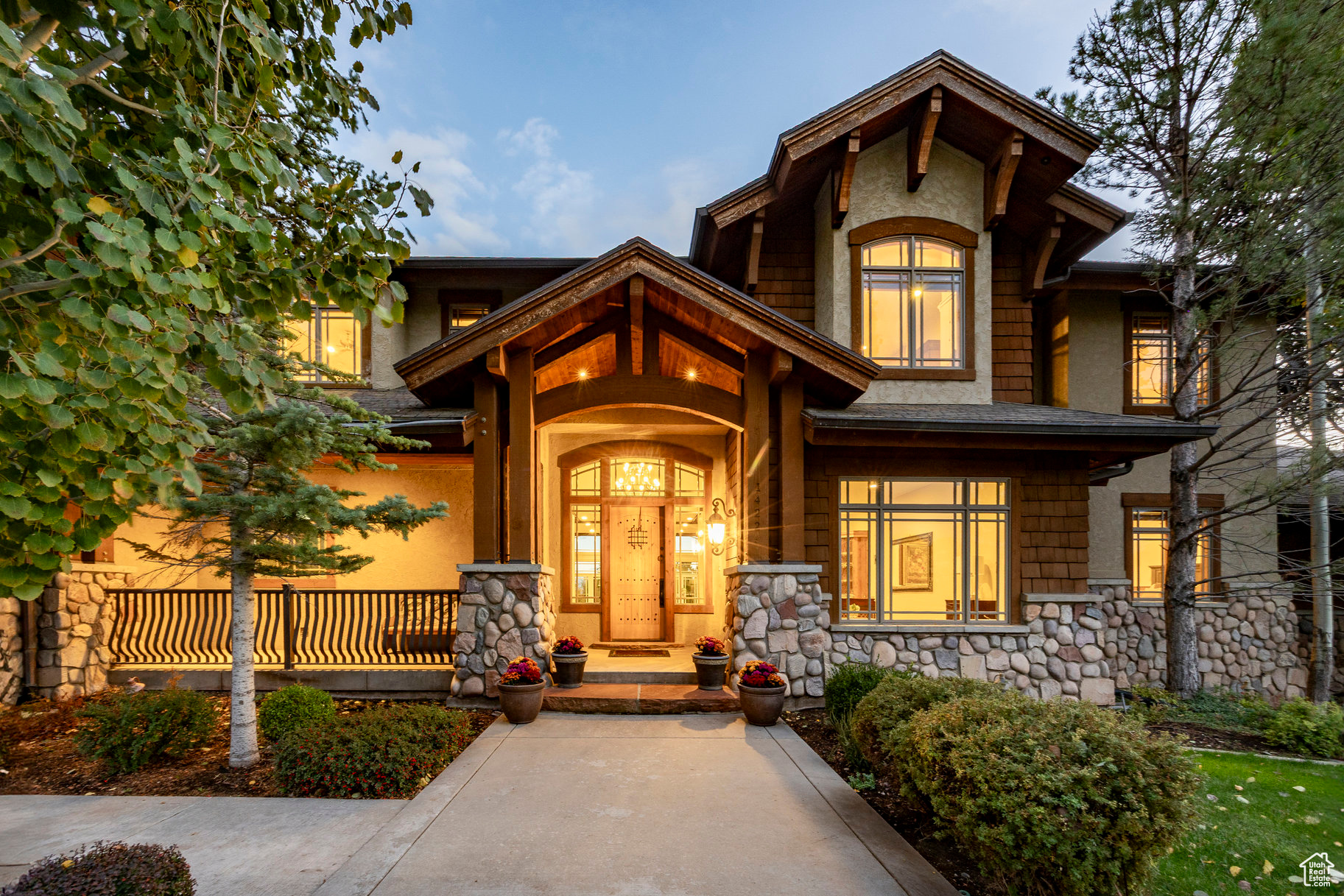 CANBERRA HILLS - Residential