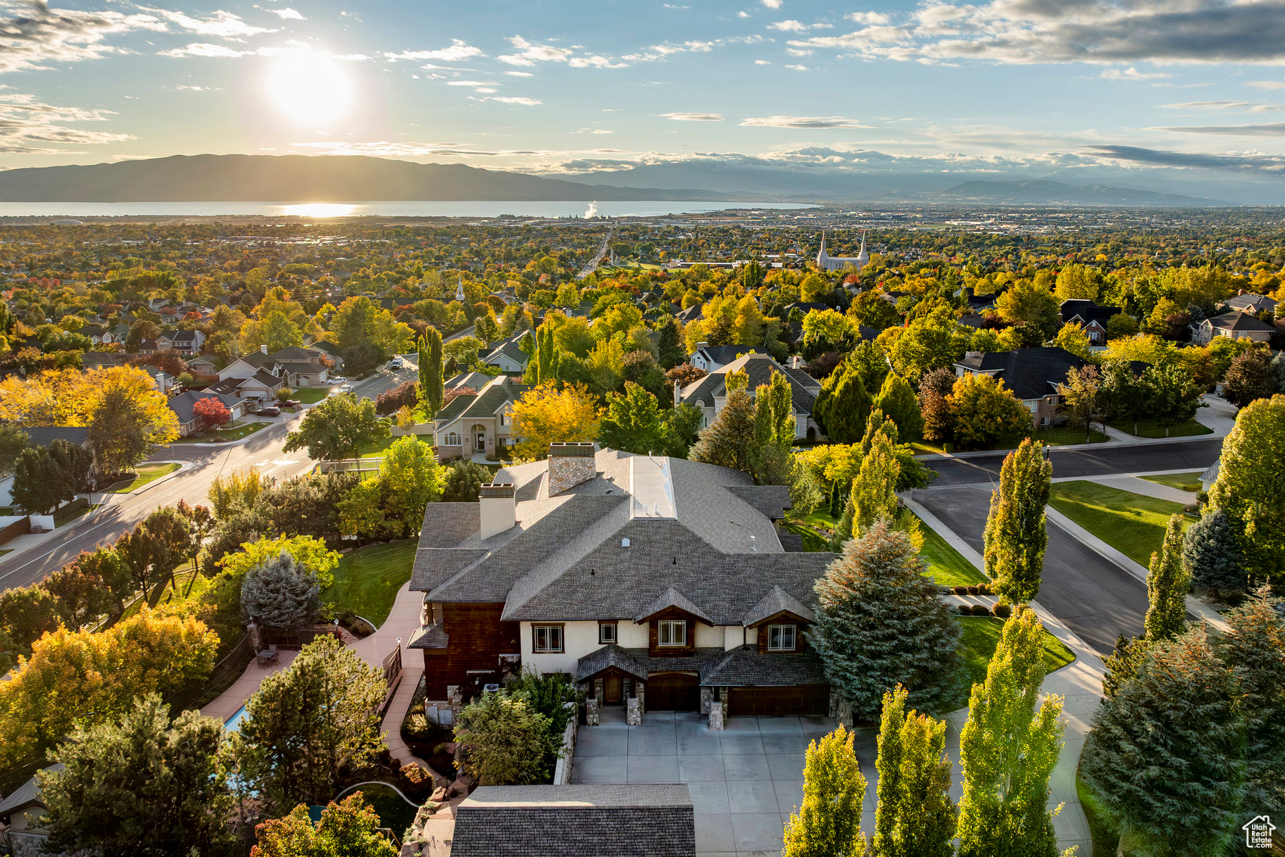 CANBERRA HILLS - Residential
