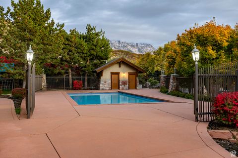 Tiny photo for 1422 E 155 S, Lindon, UT 84042 (MLS # 2118648)