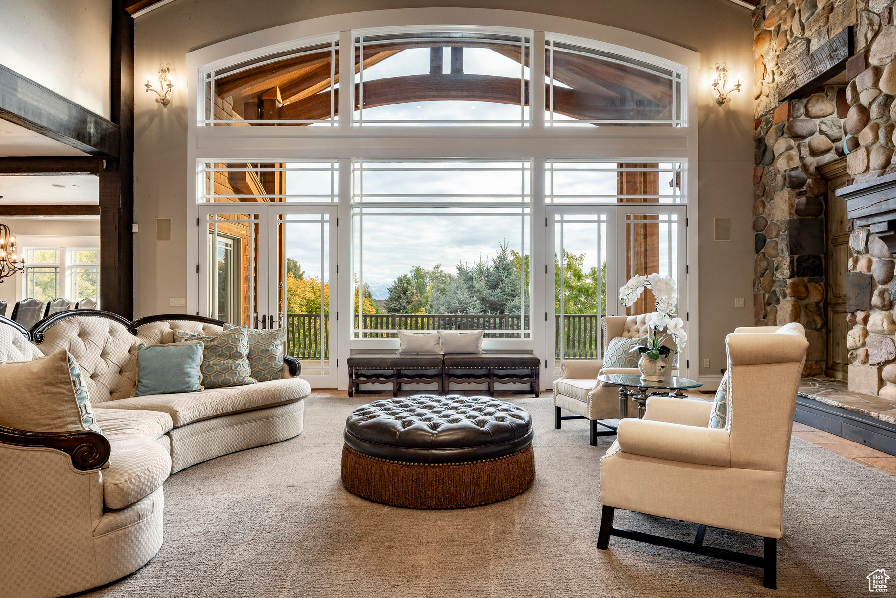 CANBERRA HILLS - Residential