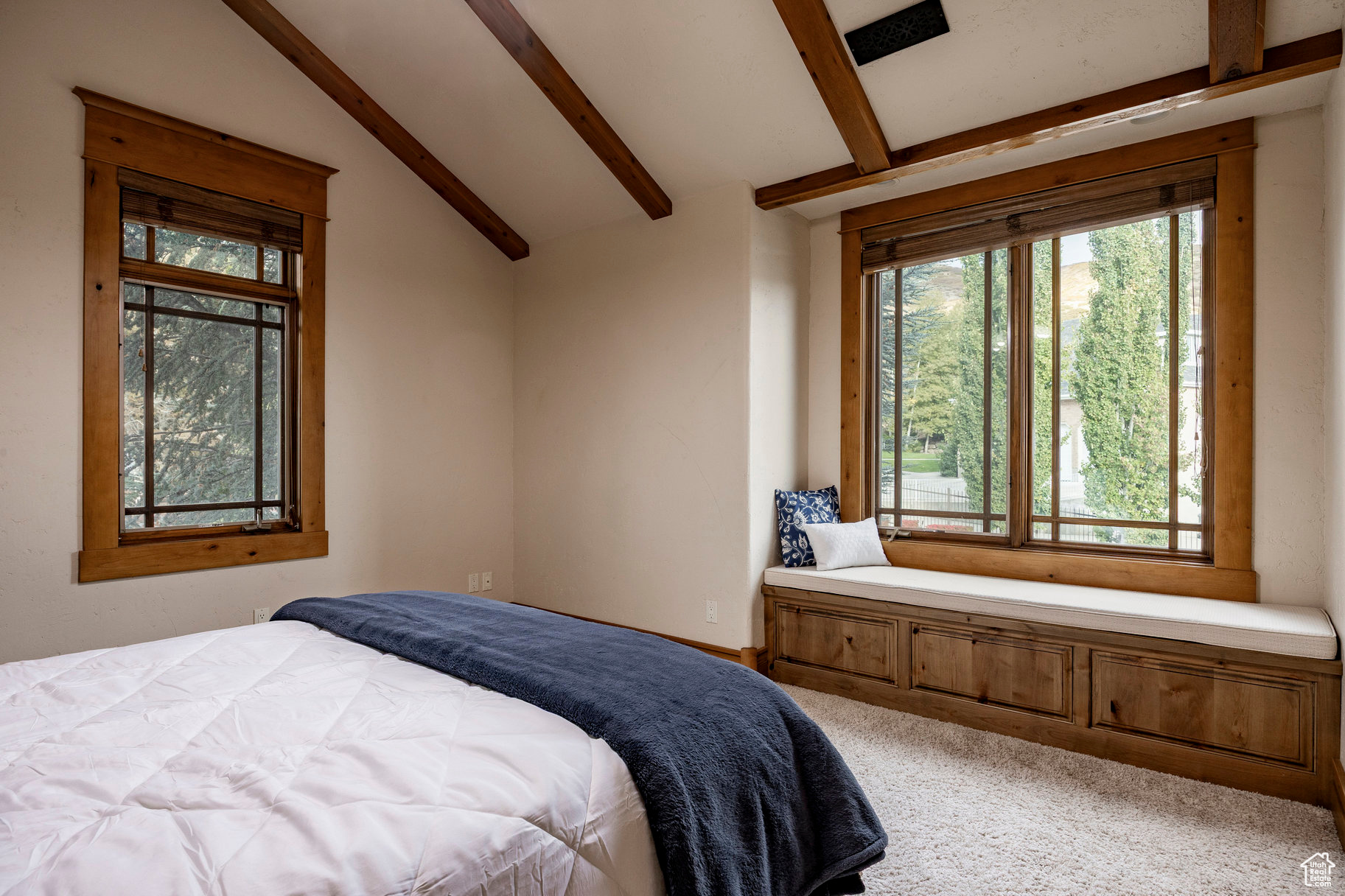 CANBERRA HILLS - Residential