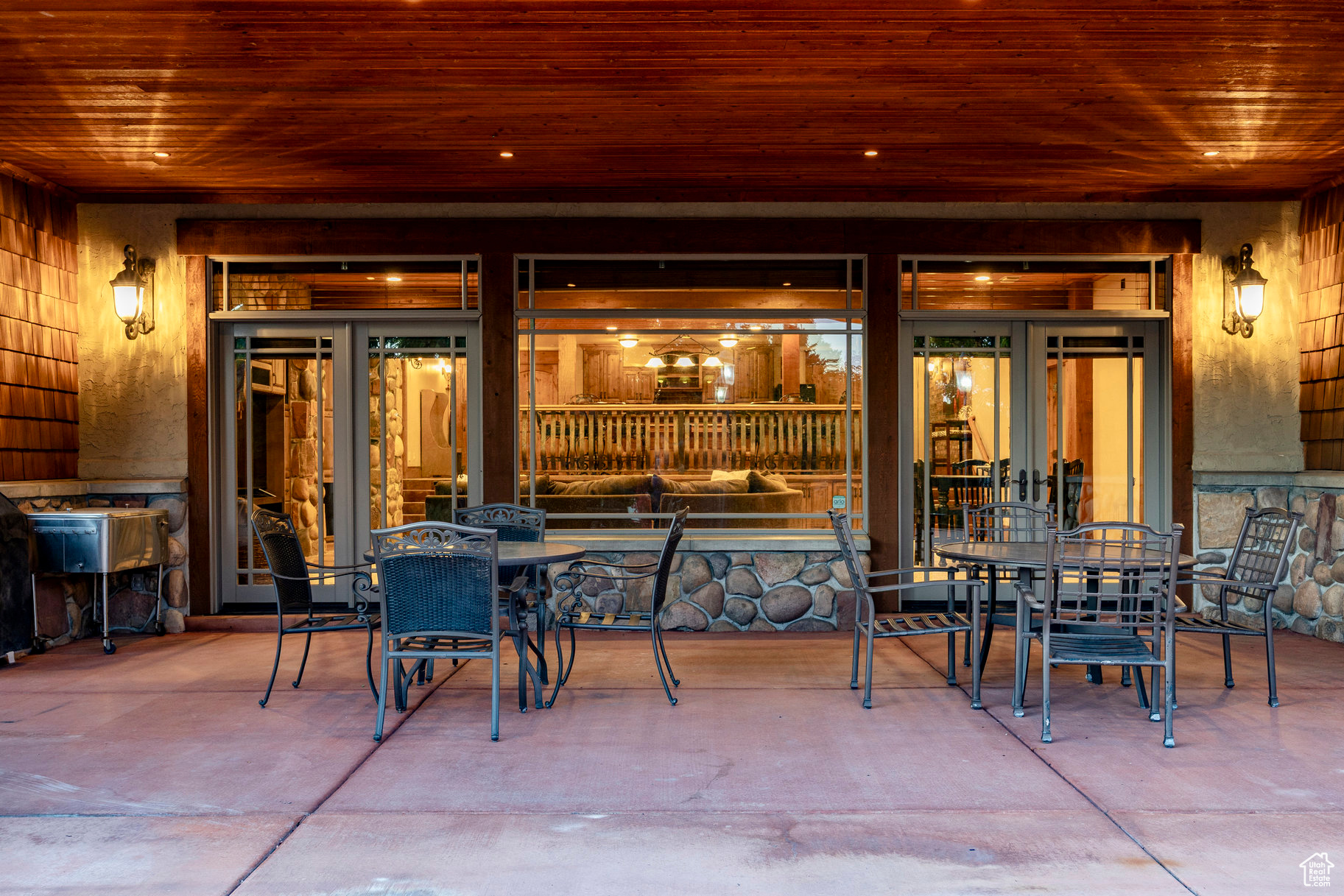 CANBERRA HILLS - Residential