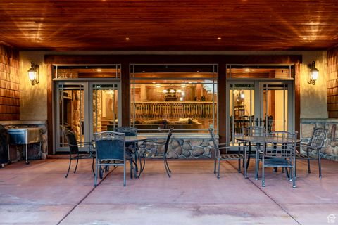 Tiny photo for 1422 E 155 S, Lindon, UT 84042 (MLS # 2118648)