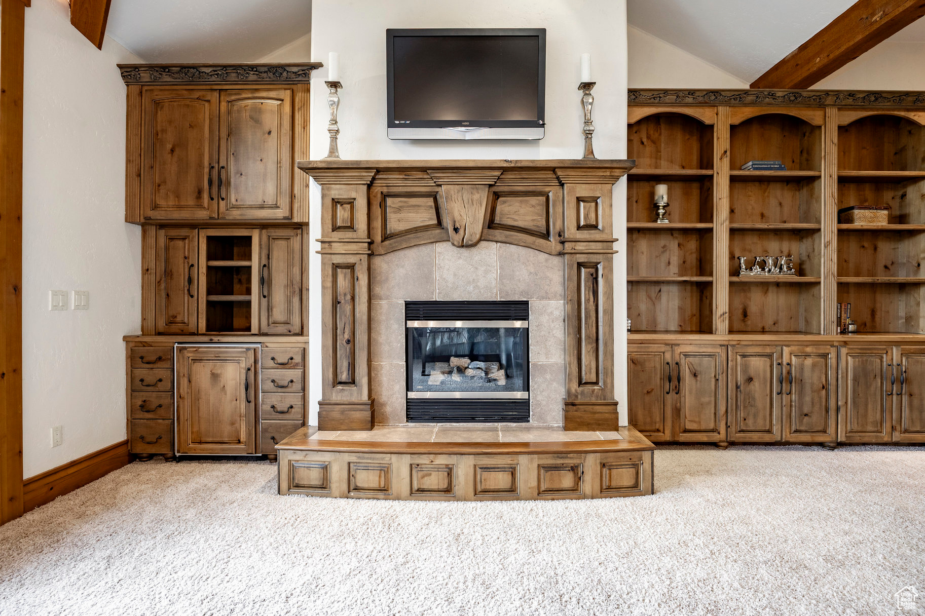 CANBERRA HILLS - Residential