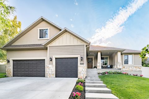 Photo of 7280 N POINT LOOKOUT RD, Eagle Mountain, UT 84005 (MLS # 2139626)