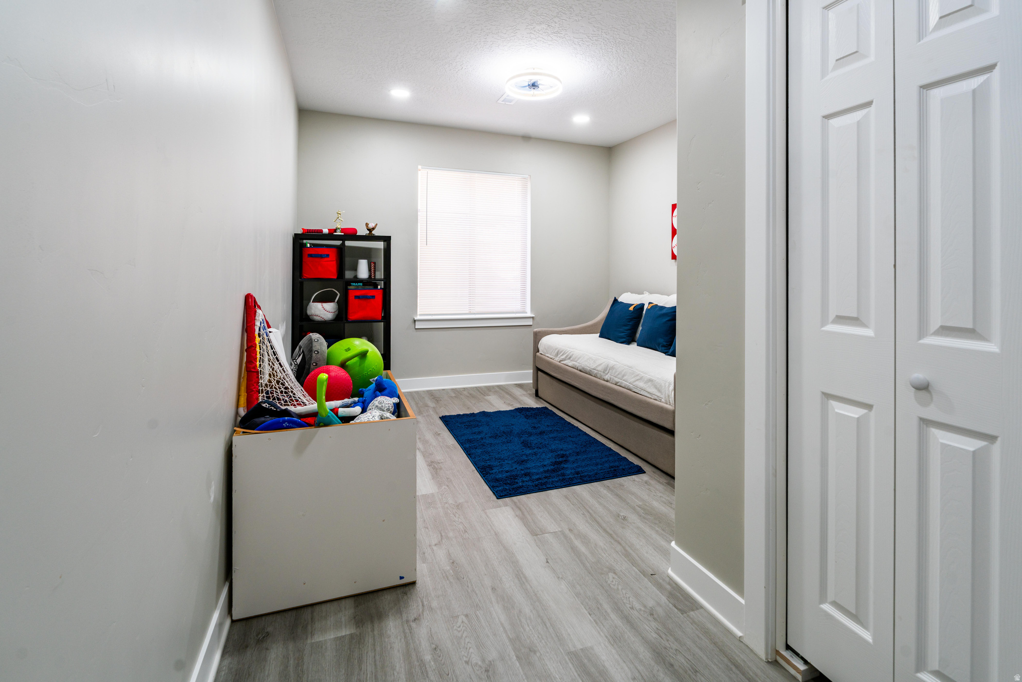 POINT LOOKOUT AT RED HAWK RANCH - Residential