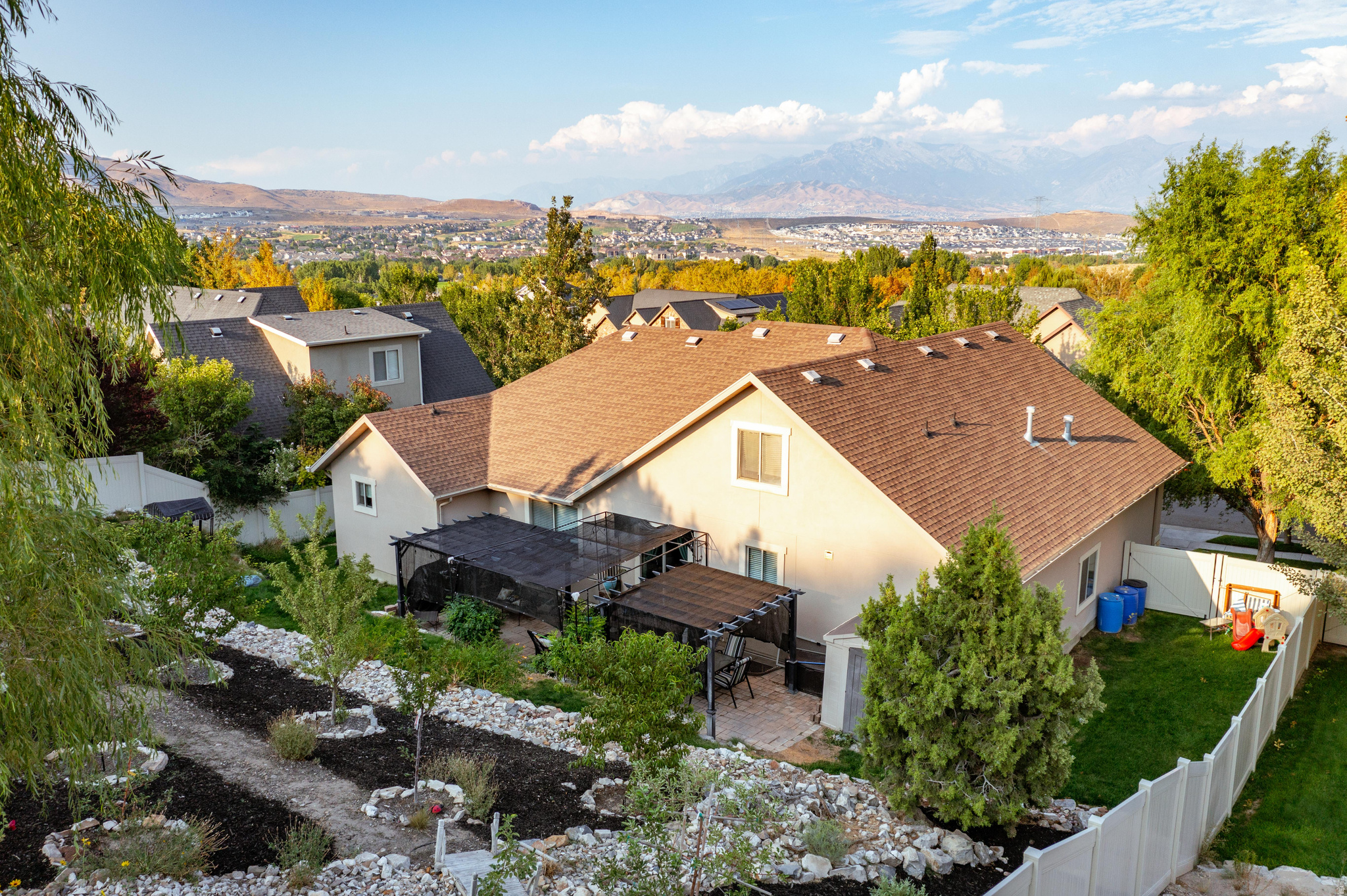 POINT LOOKOUT AT RED HAWK RANCH - Residential
