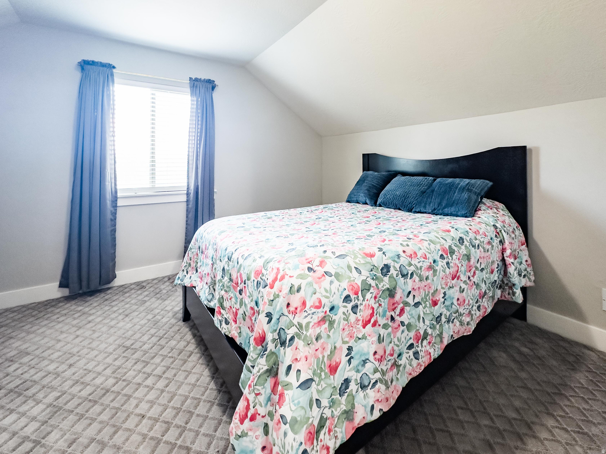 POINT LOOKOUT AT RED HAWK RANCH - Residential