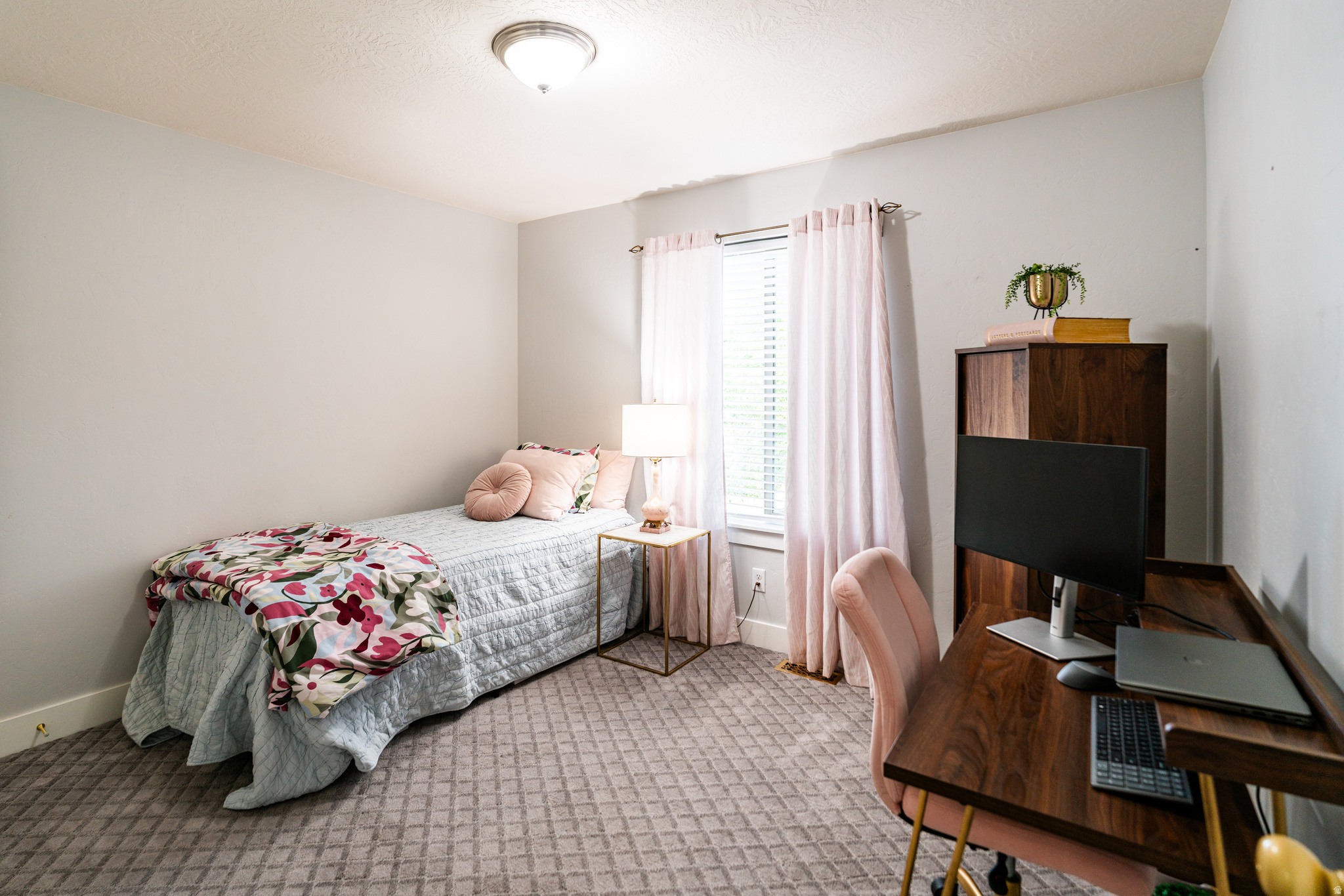 POINT LOOKOUT AT RED HAWK RANCH - Residential