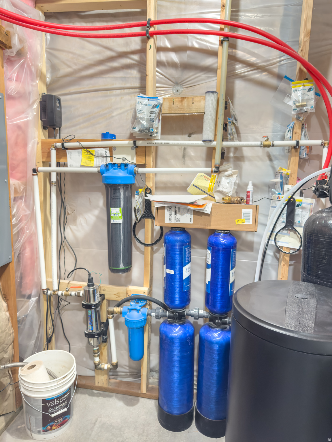 POINT LOOKOUT AT RED HAWK RANCH - Residential