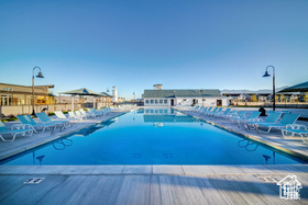 NORTHSHORE - Residential