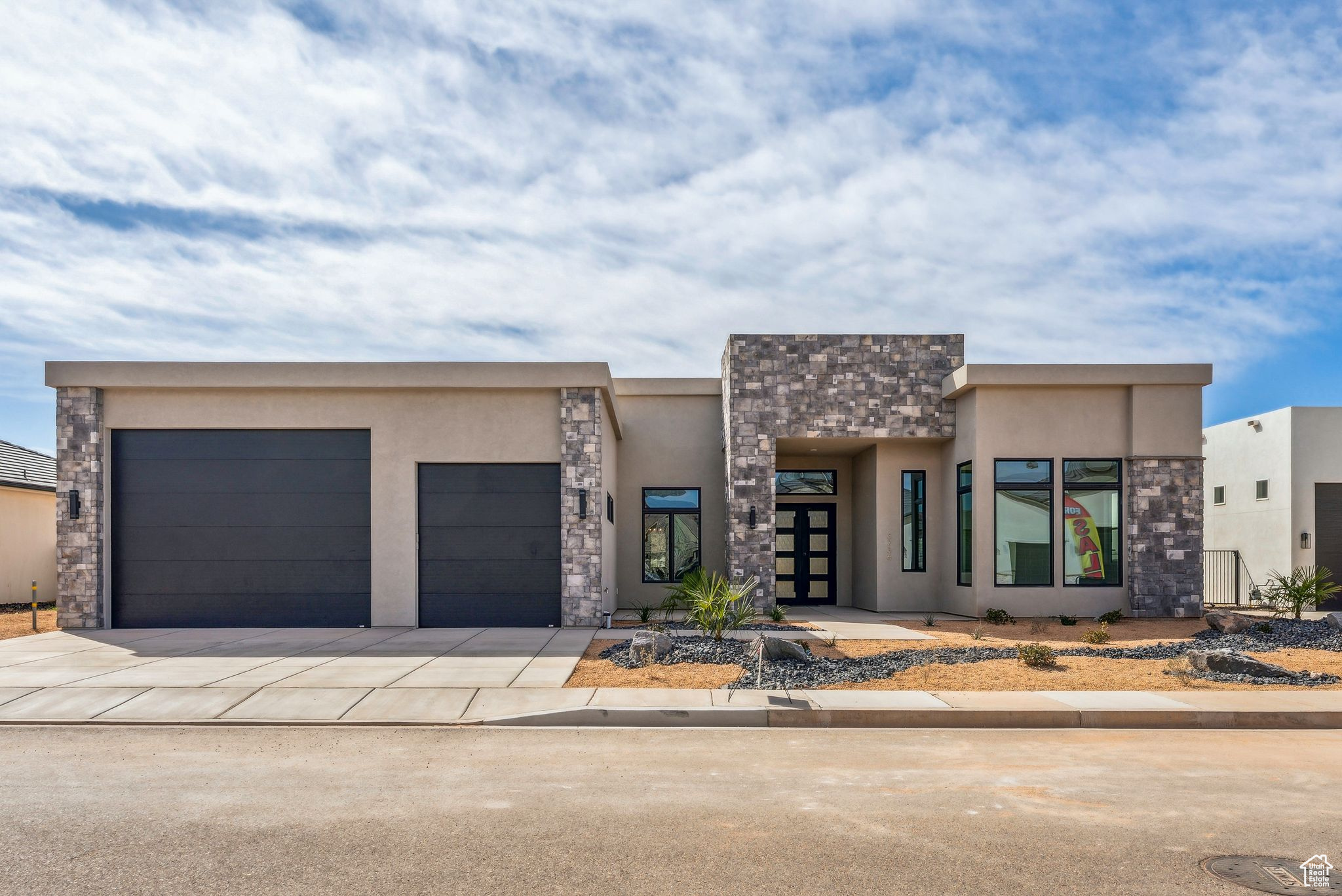 HAWKEYE POINT - Residential