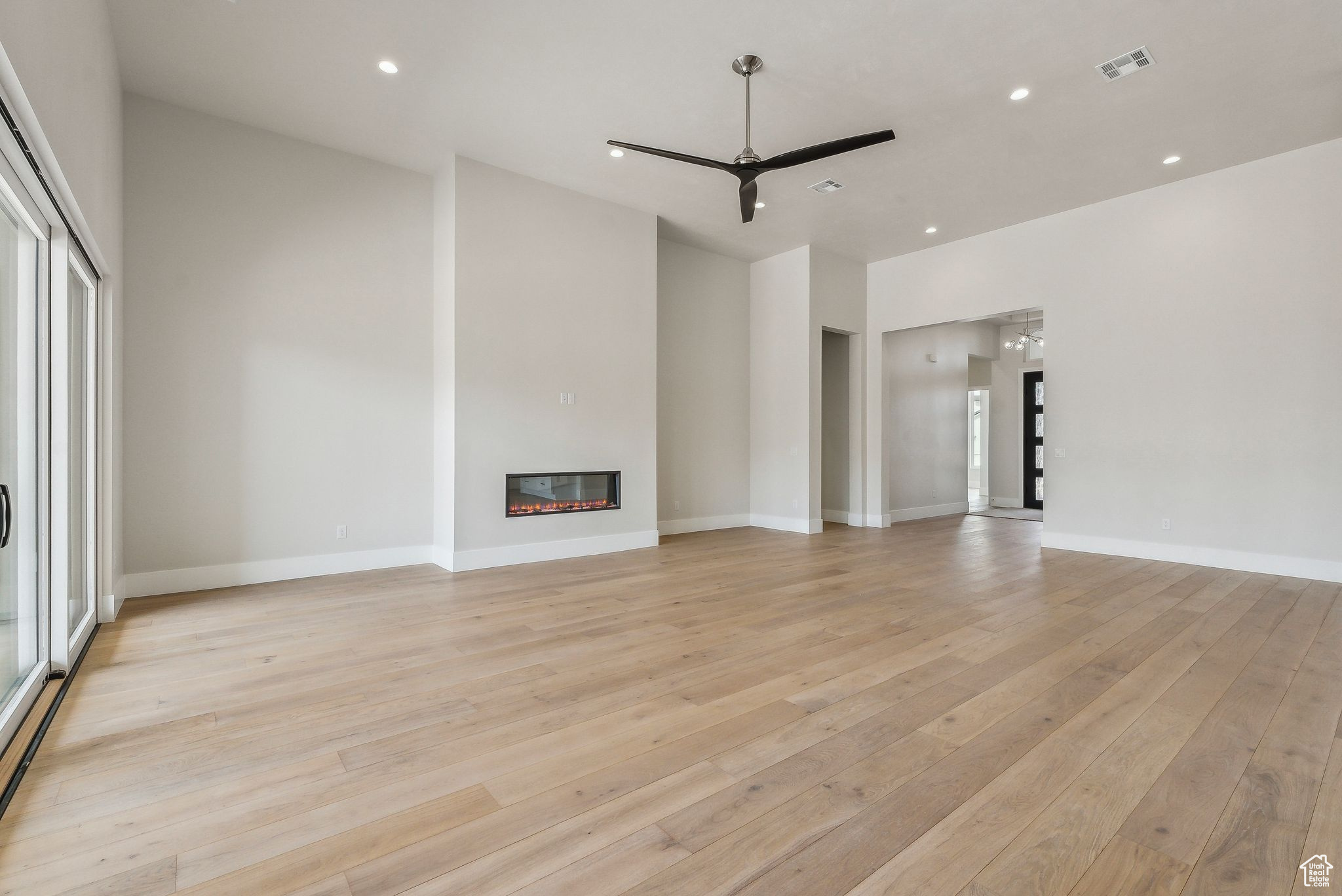 HAWKEYE POINT - Residential