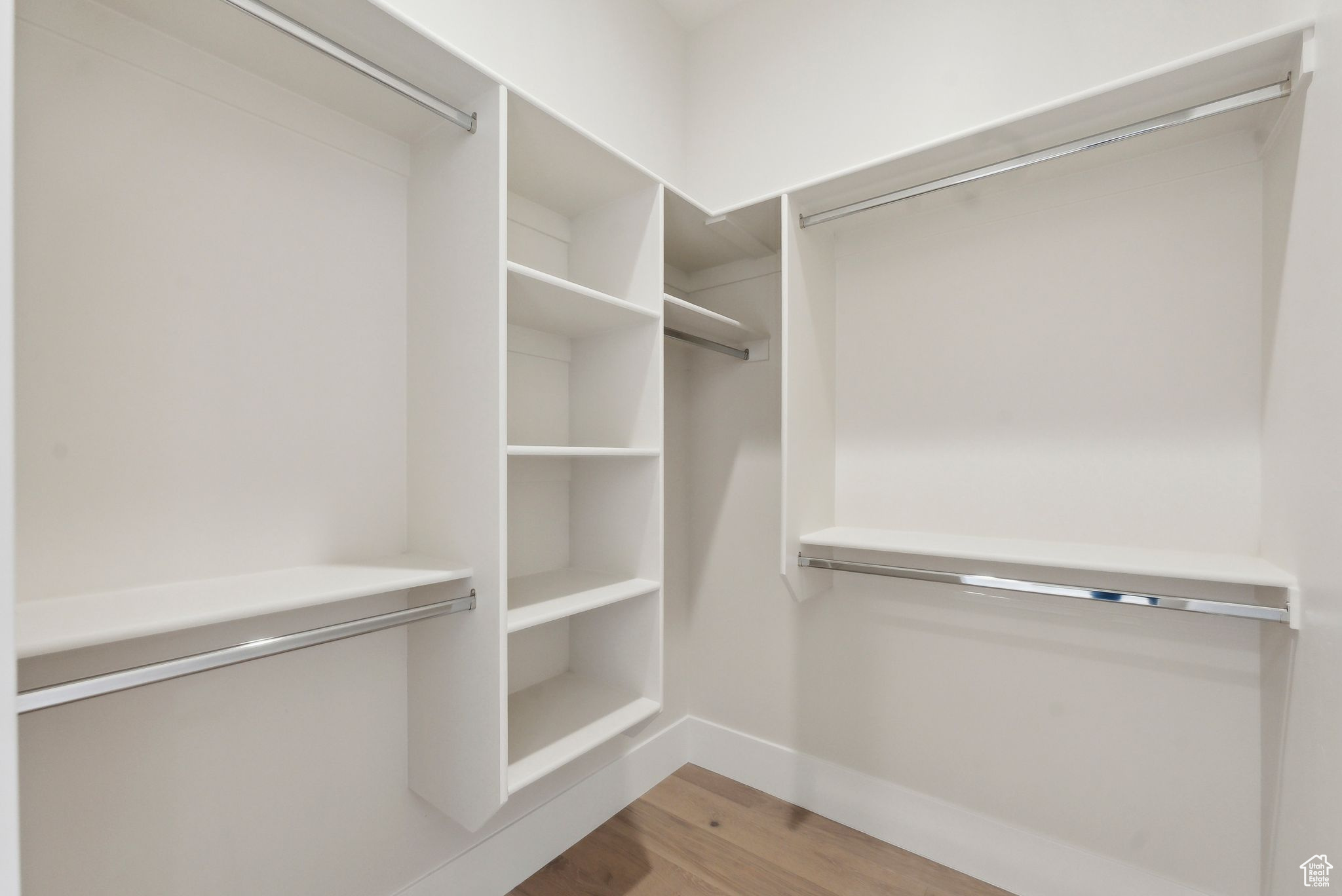 HAWKEYE POINT - Residential