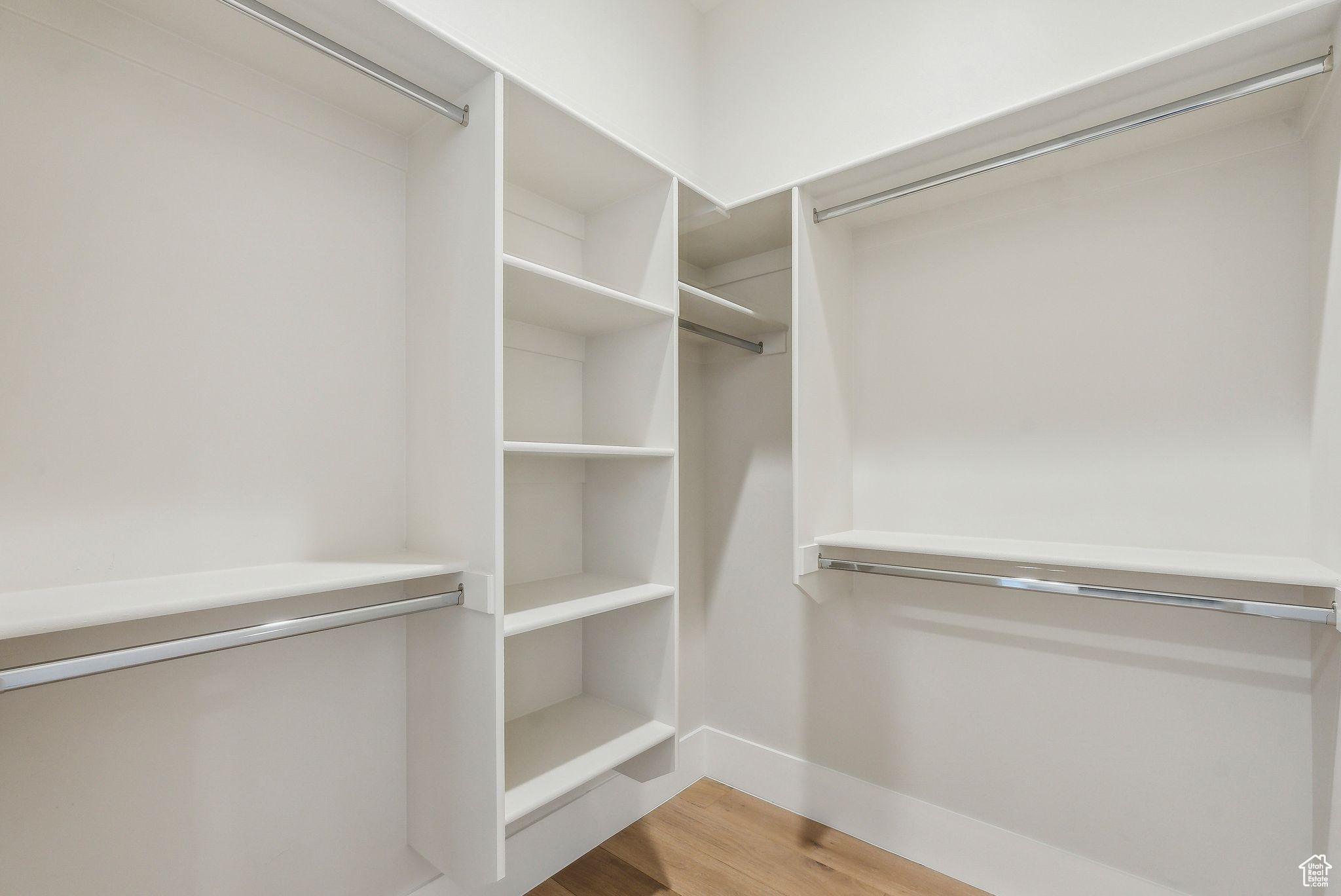 HAWKEYE POINT - Residential