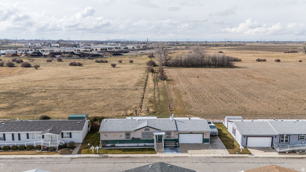 WEST WOOD VILLAGE - Residential