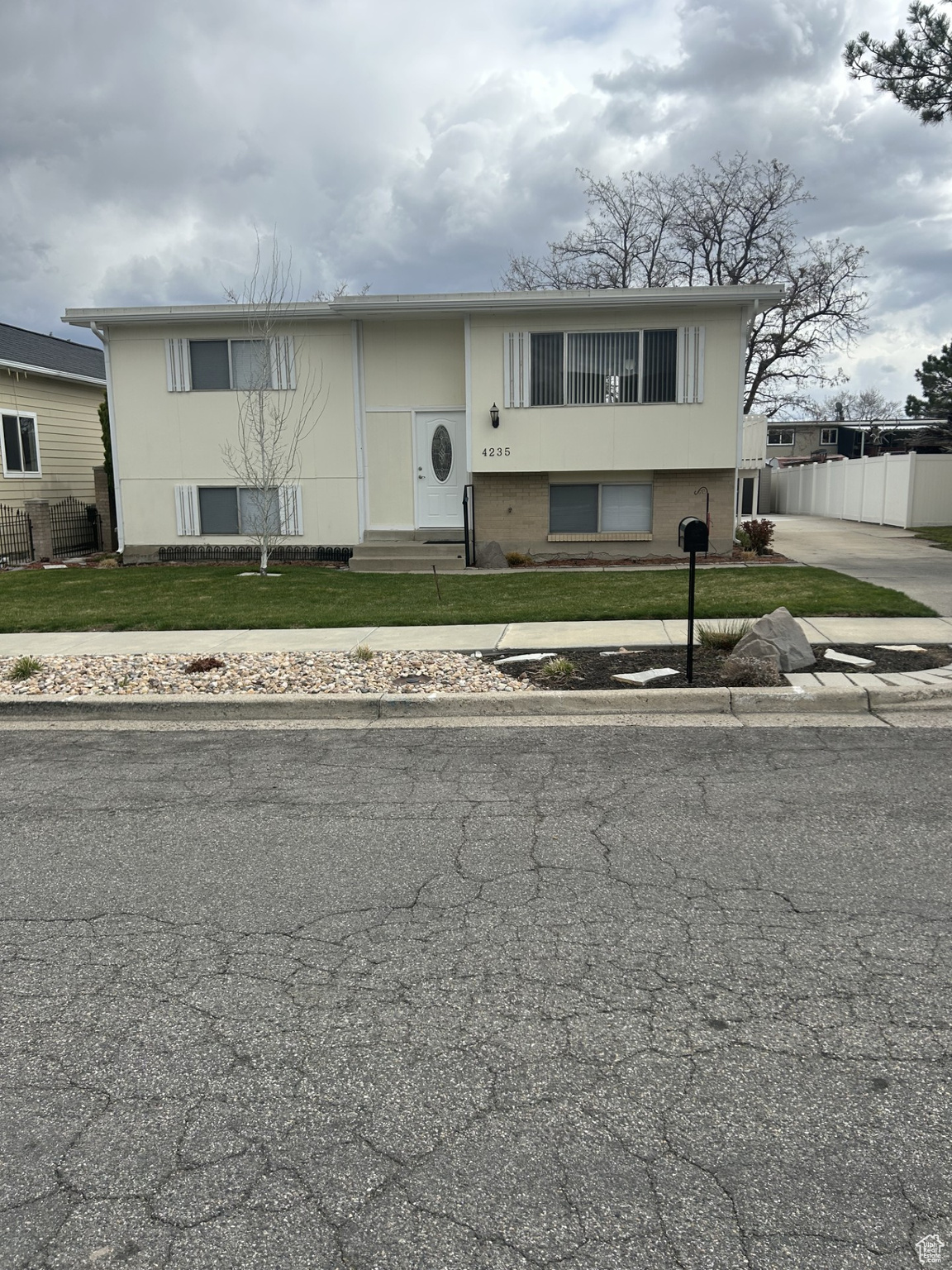 4235 S Blue Jay St, Salt Lake City, Utah image 1