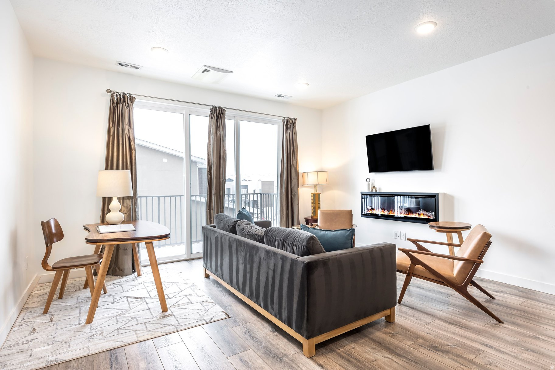 SILVER CREEK - Residential