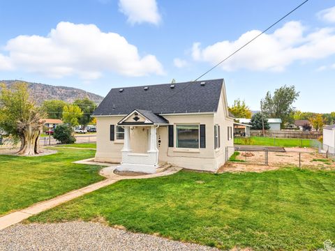 Photo of 588 E 400 N, Nephi, UT 84648 (MLS # 2119558) Photo of 588 E 400 N, Nephi, UT 84648 (MLS # 2119558)