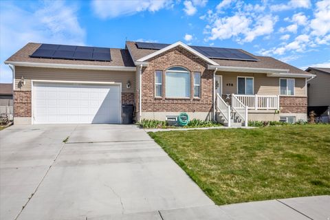 Tiny photo for 458 W 275 S, Tremonton, UT 84337 (MLS # 2137453)