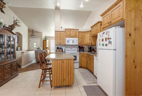 Tiny photo for 458 W 275 S, Tremonton, UT 84337 (MLS # 2137453)