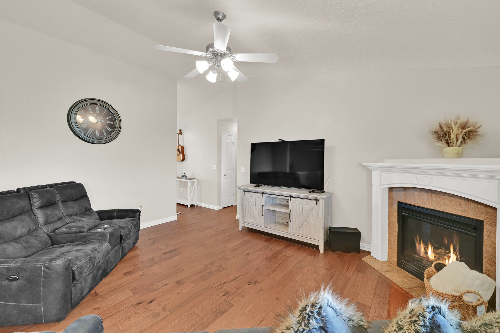 TUSCANY MEADOWS - Residential