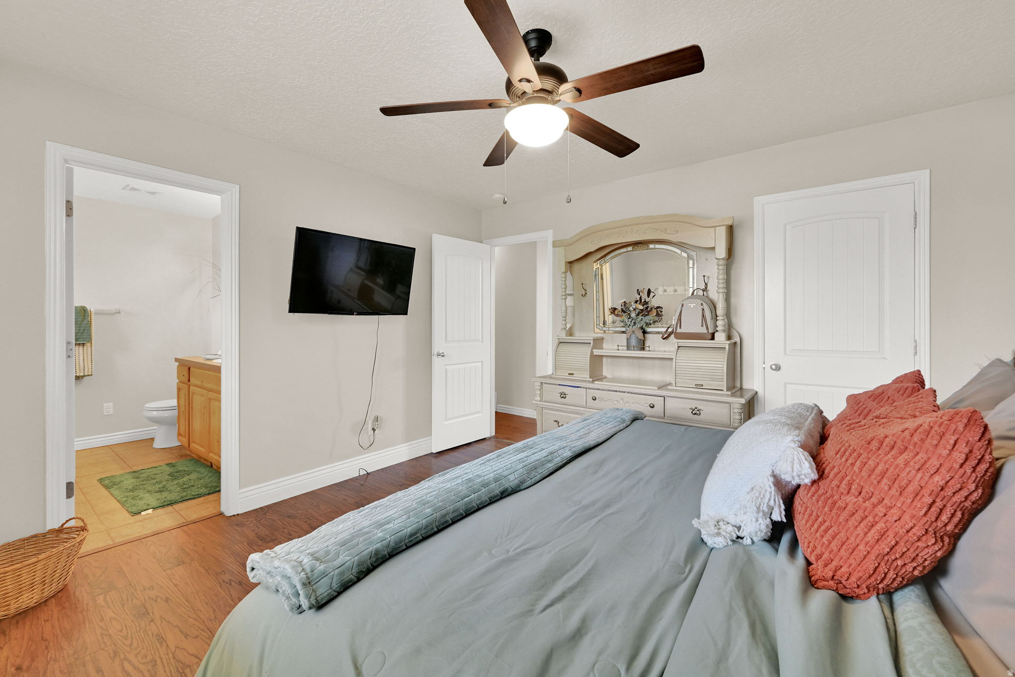 TUSCANY MEADOWS - Residential