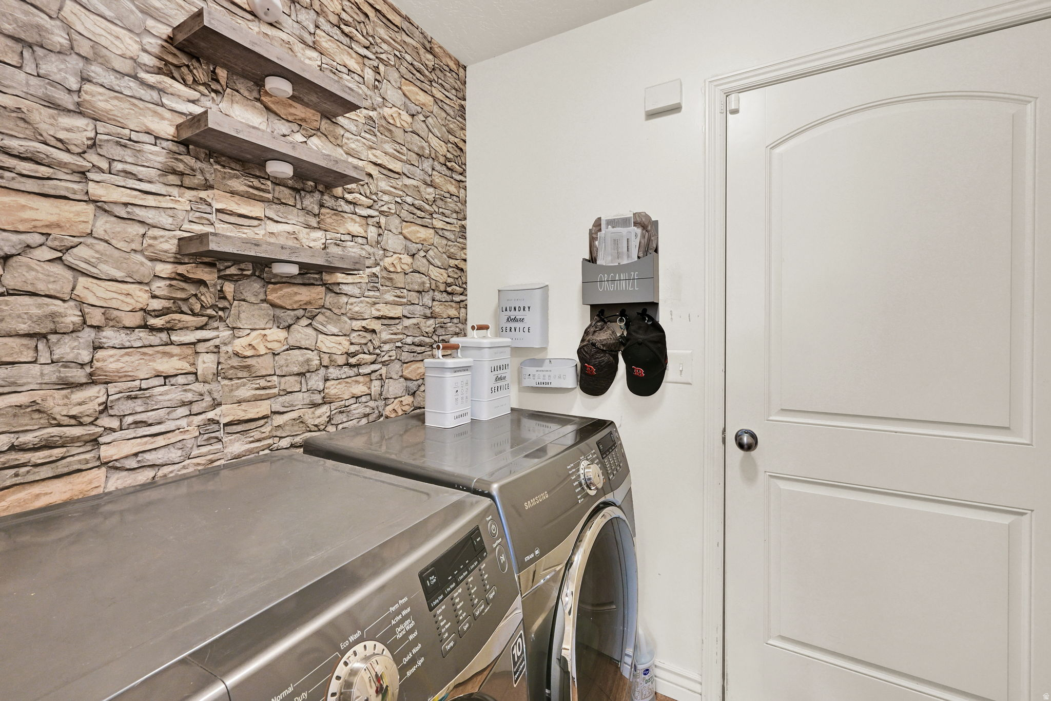 TUSCANY MEADOWS - Residential