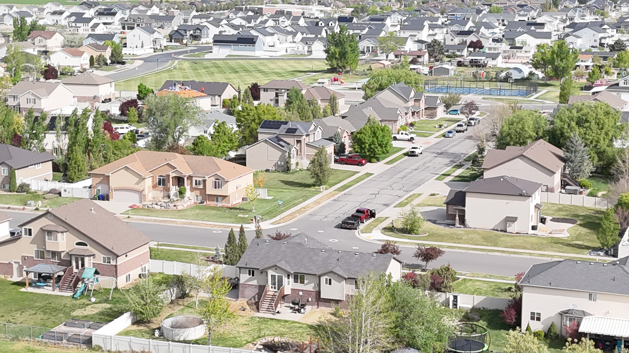 TUSCANY MEADOWS - Residential