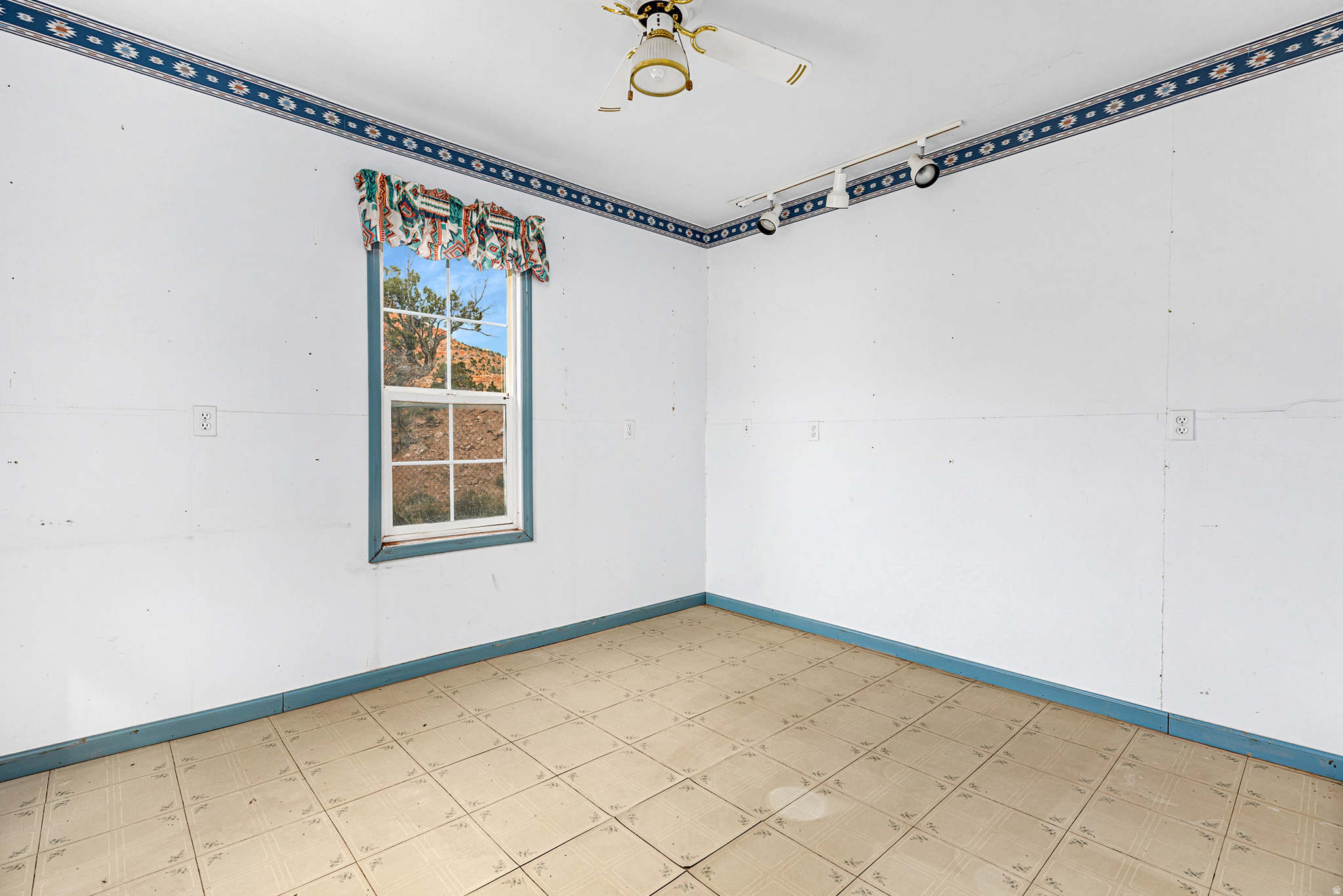 VERMILION CLIFF ESTATES - Residential