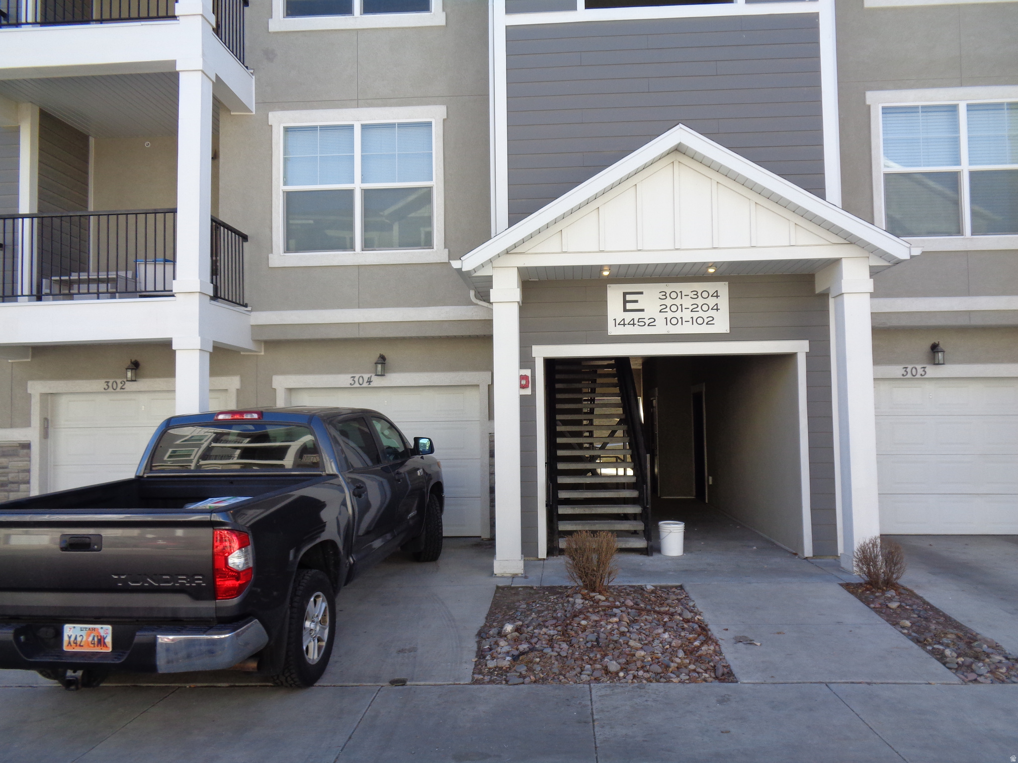 EAGLE - Residential Lease