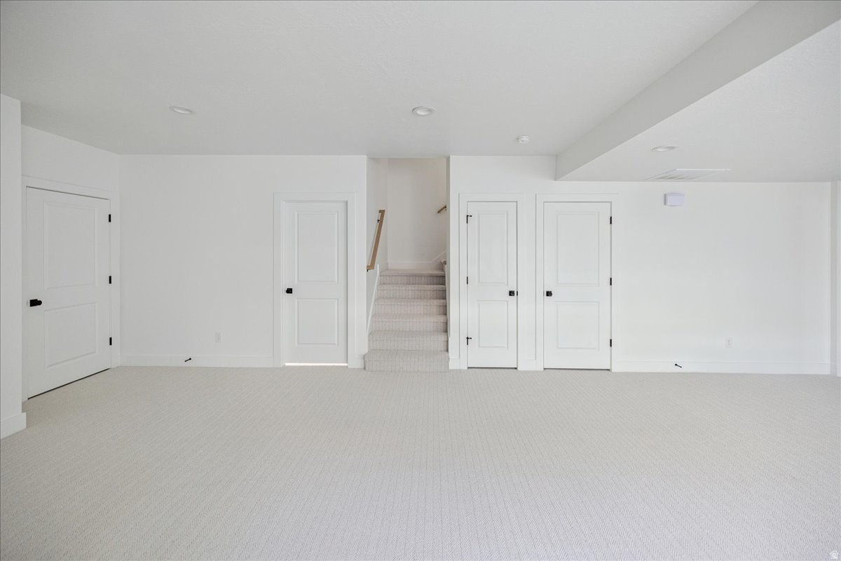 DAYBREAK - Residential