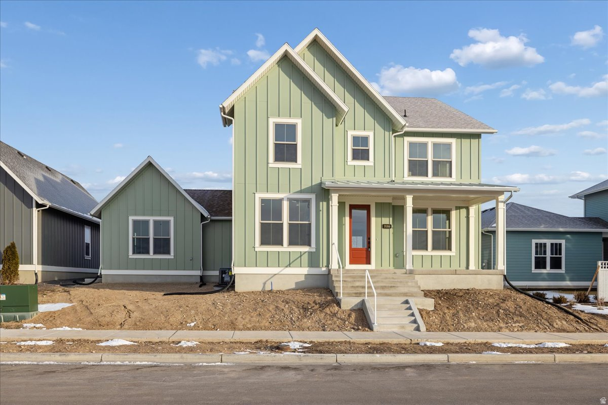 DAYBREAK - Residential